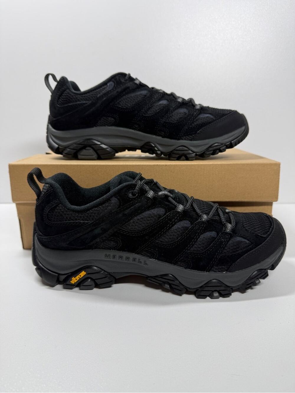 NIB • Men's Merrell Black Night Moab 3 Size: 9
